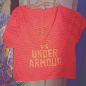 Under Armour crop top sz S/M